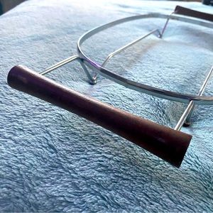 Vintage Corningware Serving Cradle